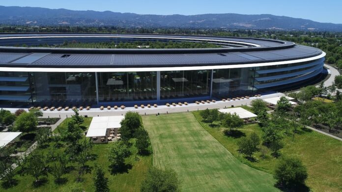 apple-park-drone